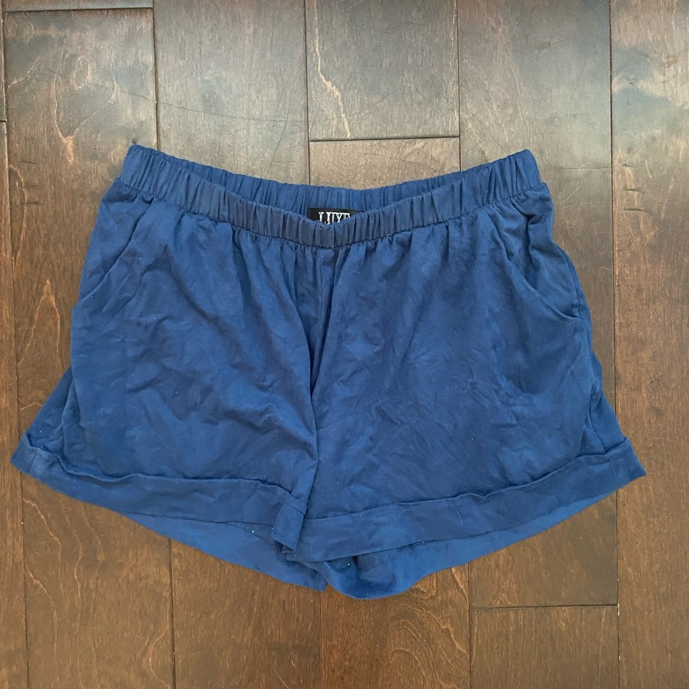 Velvet shorts